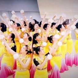 气球道具成人舞蹈视频