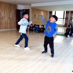 成人舞蹈课间小游戏视频